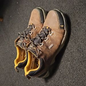 Ahnu Hiking Shoes Men's